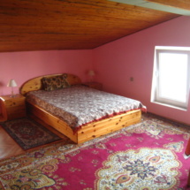 large bedroom_1